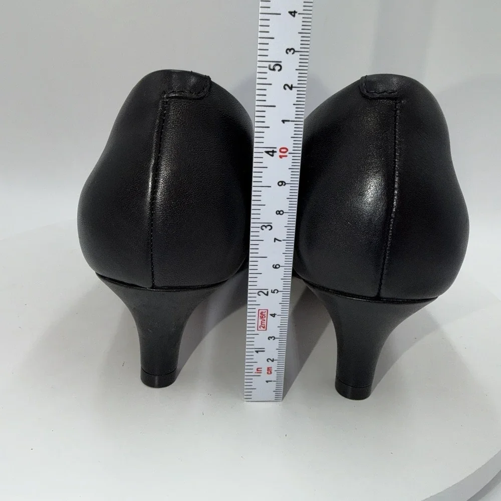 Clarks Linvale Madie Classic Pumps Black Leather Heels Women's 8.5